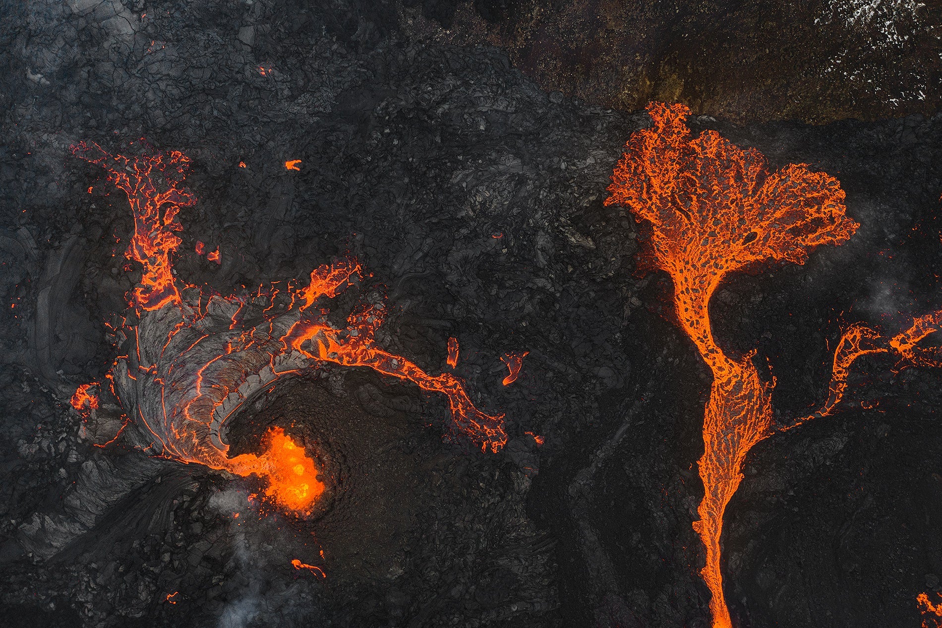 Fissures of Fagradalsfjall featured opacity image